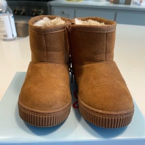 Ugg style toddler Boots